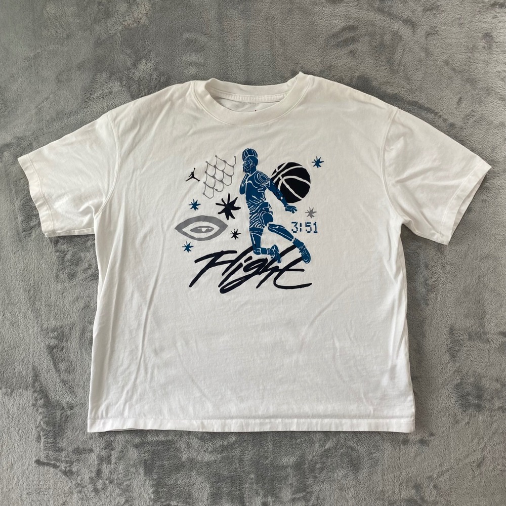 JORDAN Flight Graphic T-Shirt Mens Large White Graphic Loose Fit Basketball Tee